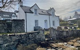Tidal Cottage On The Shore Isle Of Skye