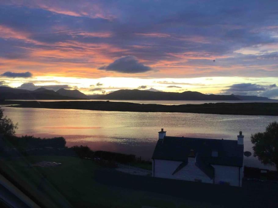 Tidal Cottage On The Shore Isle Of Skye Breakish Exterior foto