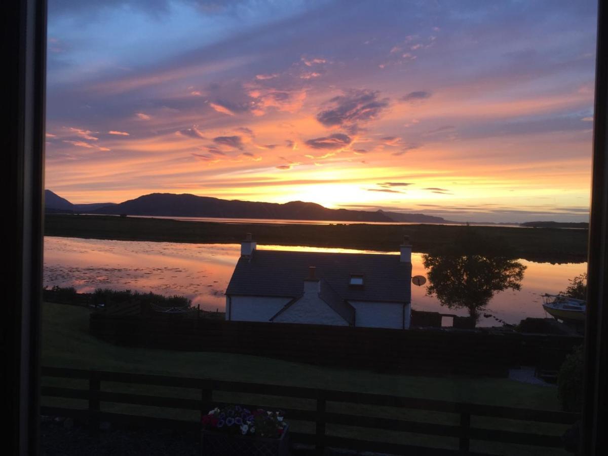 Tidal Cottage On The Shore Isle Of Skye Breakish Exterior foto